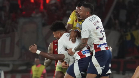 Junior celebra la victoria sobre América