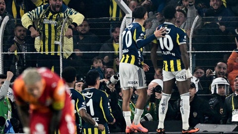 Jhon Durán suma problemas en Turquía: polémica denuncia del Galatasaray