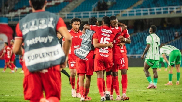 América tomó decisión; empezó proceso para renovar a valioso futbolista