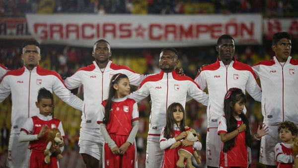 Un 'gigante internacional', multicampeón con Santa Fe, hace guiños para volver