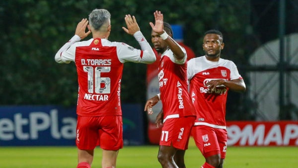 Un arquero, un defensa y un mediocampista se unen a Santa Fe