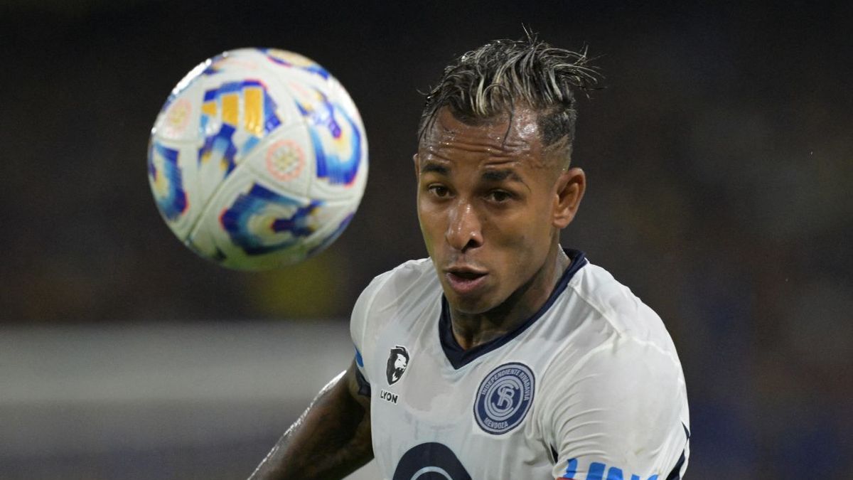 Sebastián Villa es denunciado por vecinos en Medellín