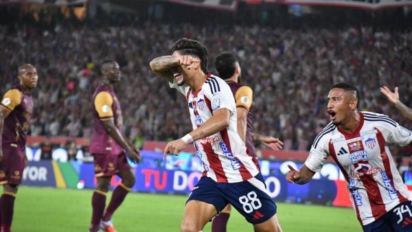 [Video] Referente español evidenció su amor por el Junior tras la victoria ante Tolima