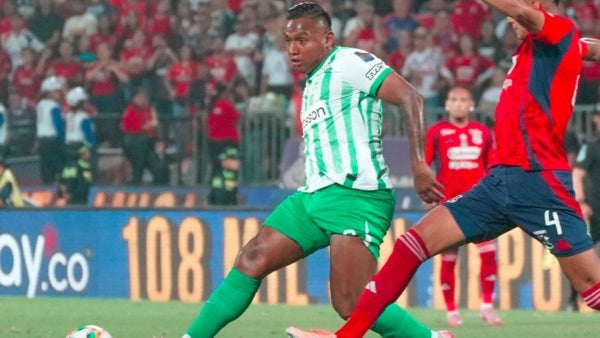 [Video] Medellín vs. Nacional terminó en batalla campal; en duda premiación de Copa