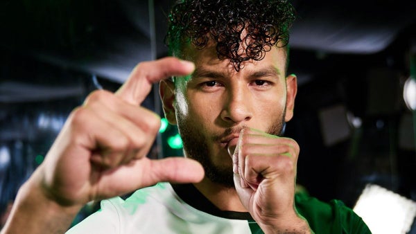 [VIDEO] Luis Suárez salvó al Sporting en Portugal: golazo y cifra estelar de goleador