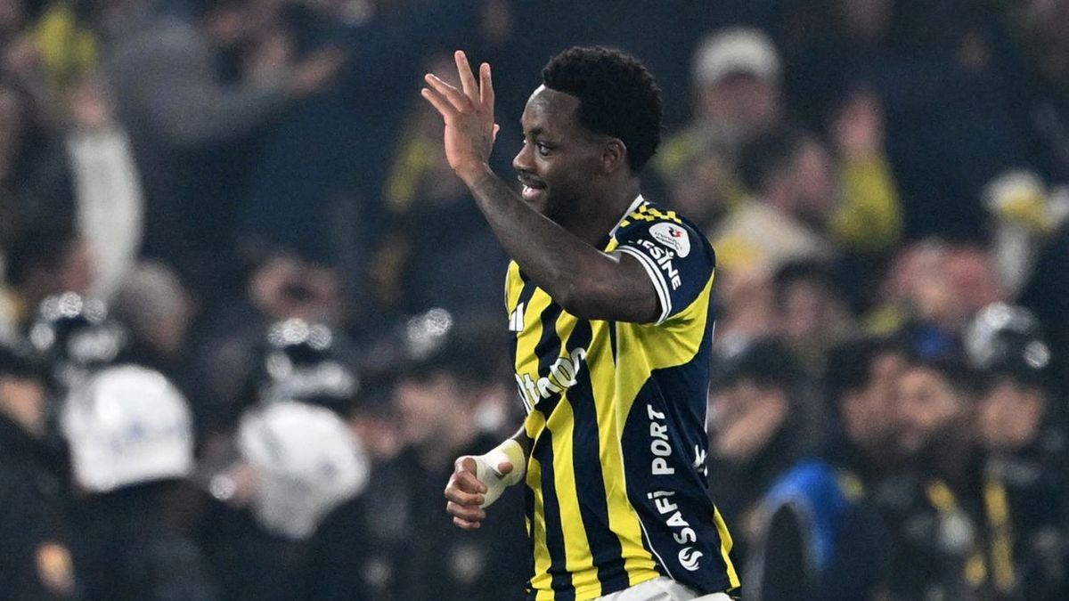 Jhon Jader Durán confundió con polémico gesto