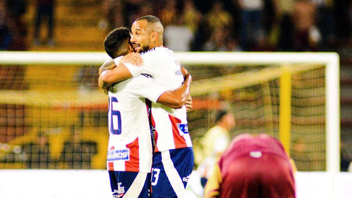 A Junior se le caería un fichaje para 2026