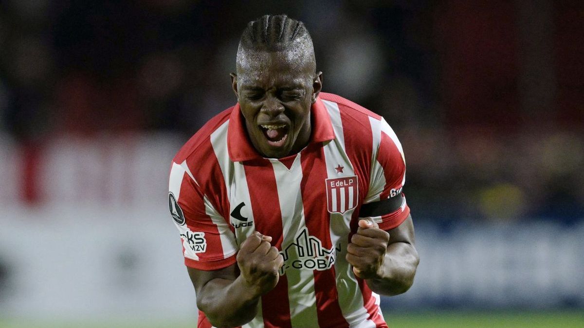 Edwuin Cetré podría ser nuevo jugador de Sevilla