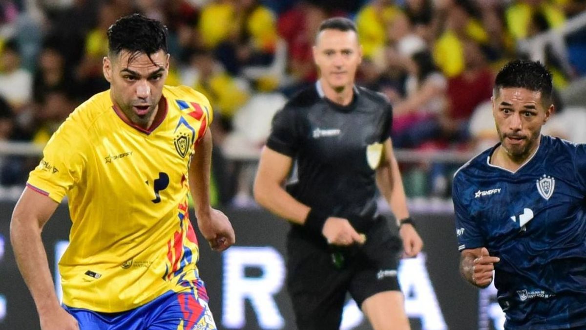 Falcao García seguiría jugando fútbol en Argentina