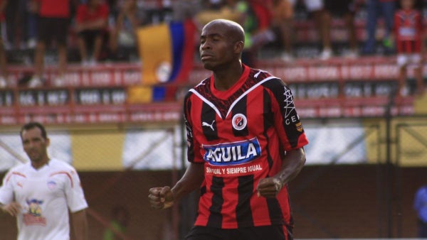 [Video] Wilson 'El Pájaro' Carpintero, sorprendió con su físico tras siete años del retiro