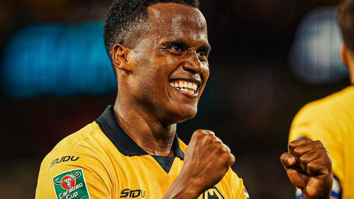 Jhon Arias celebra su primer gol en Premier