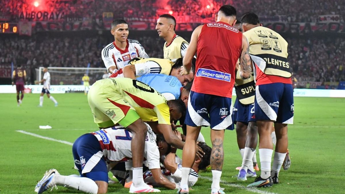 Junior ficharía a un polémico mediocampista