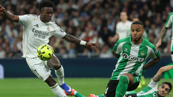 Vinicius se aleja del Madrid: Pondrían 160 millones