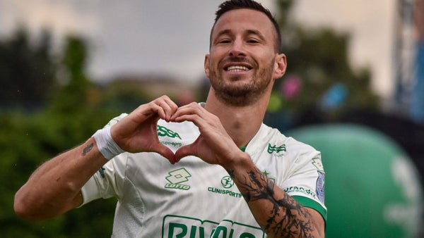 Con un emotivo video, Luciano Pons confirmó en cuál equipo jugará