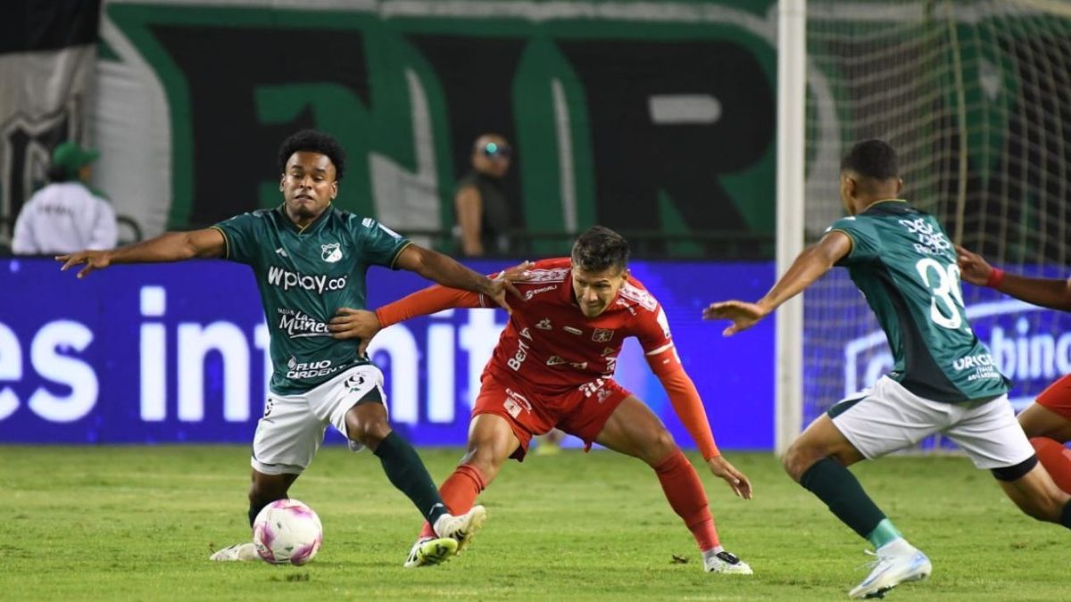 América y Cali pelean por el fichaje de un delantero