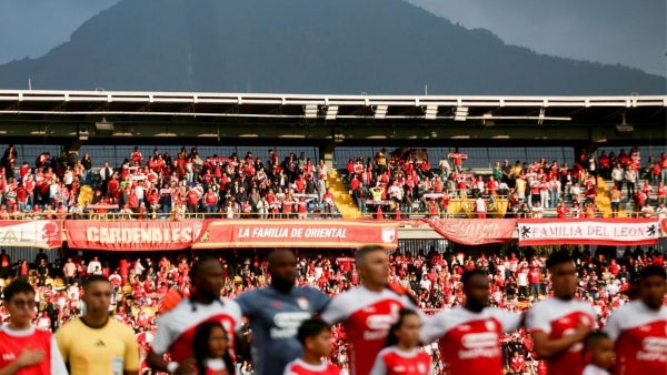 A Santa Fe se le complicó otro fichaje y ya mira alternativas