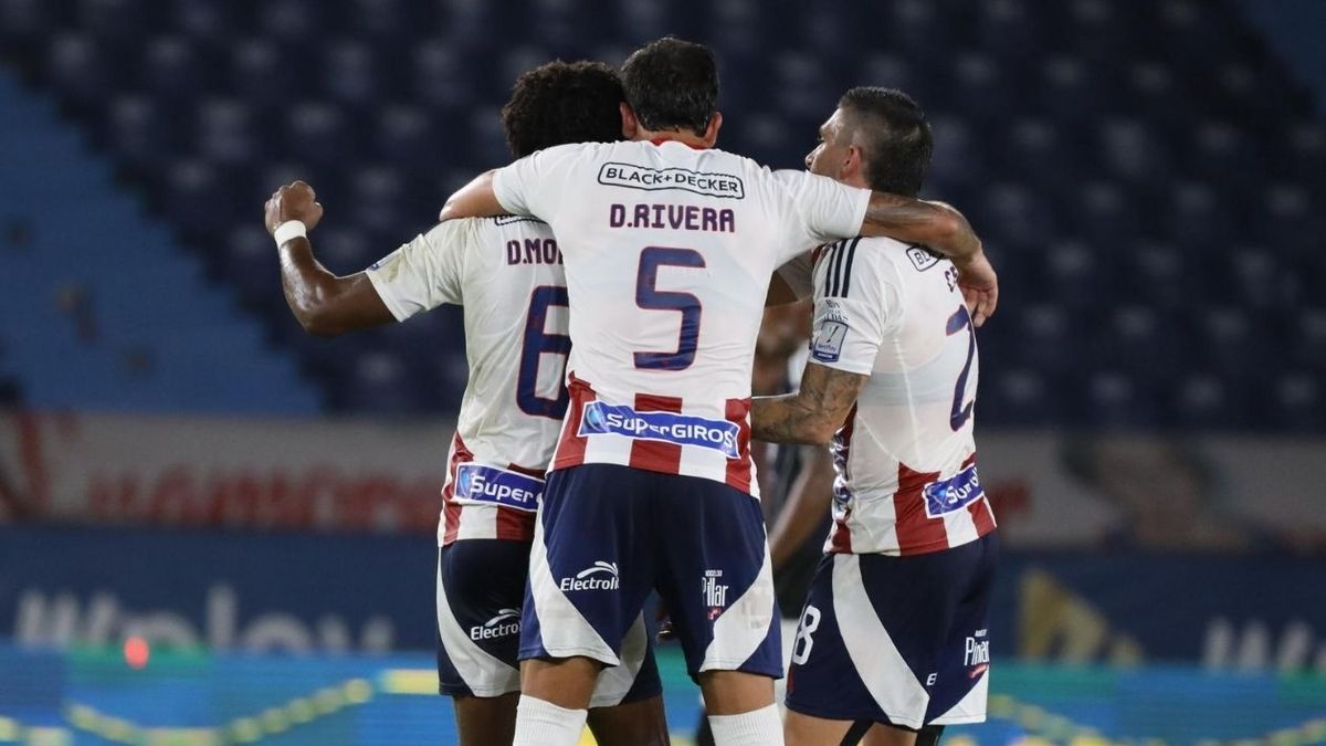 Junior anunció cuatro refuerzos para 2026-I