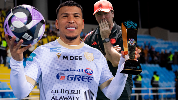 Roger Martínez anotó triplete y busca cupo al Mundial con Colombia