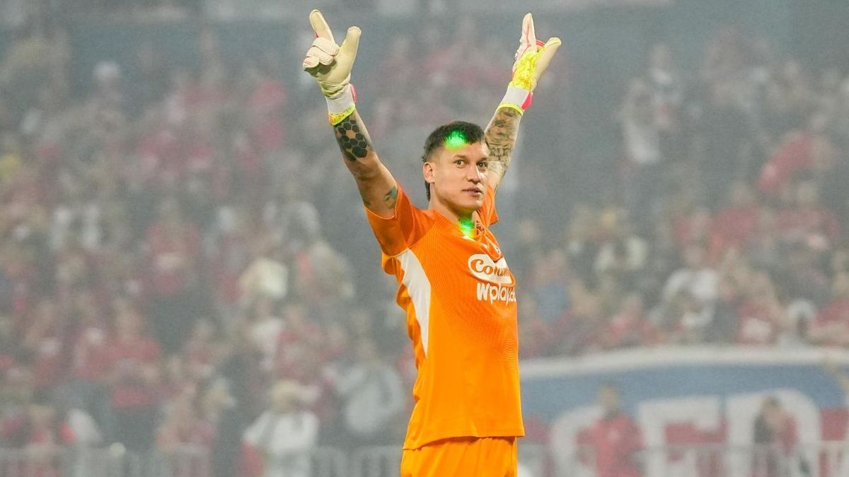 Washington Aguerre abandonó la concentración de Peñarol