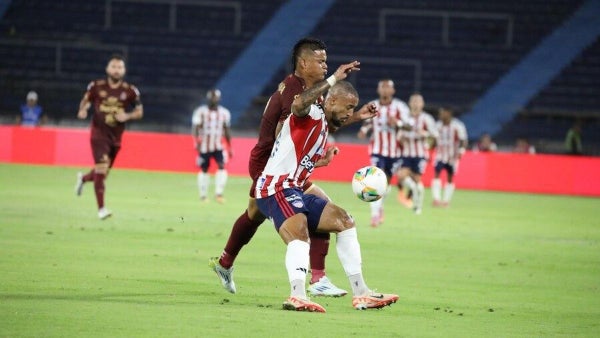 Junior sufre en el inicio de 2026: se confirmó mala noticia