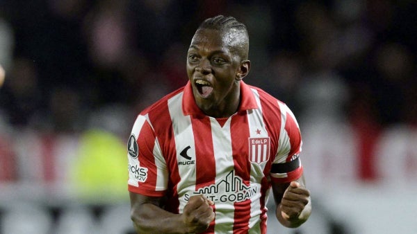 Edwuin Cetré ya tendría nuevo equipo a cambio de 6 millones de dólares