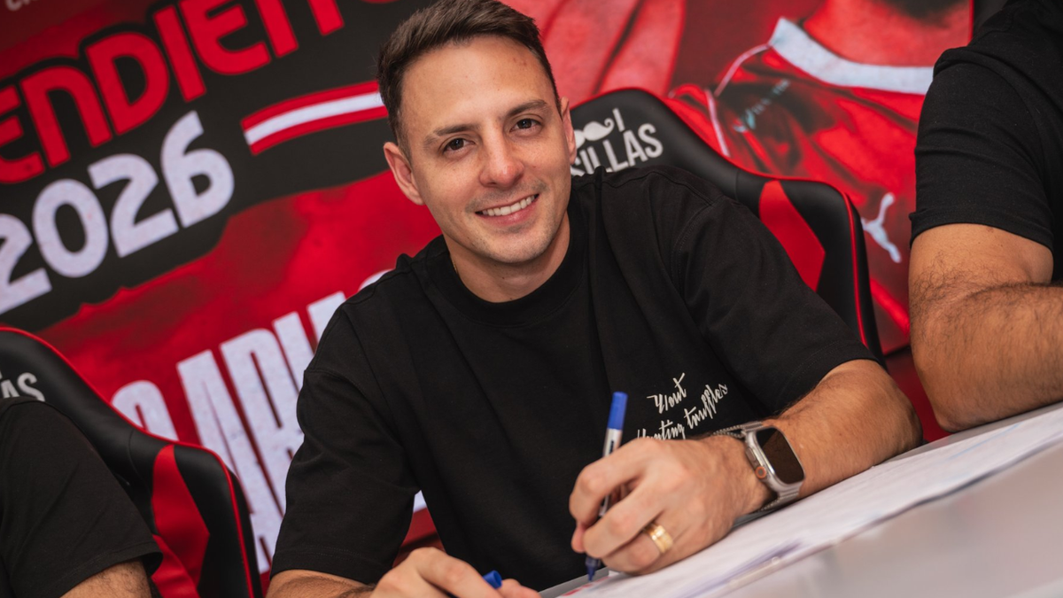 Santiago Arias no se guardó nada tras llegar a su nuevo equipo