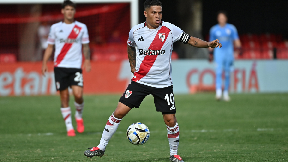 Juan Fernando Quintero capitán de River
