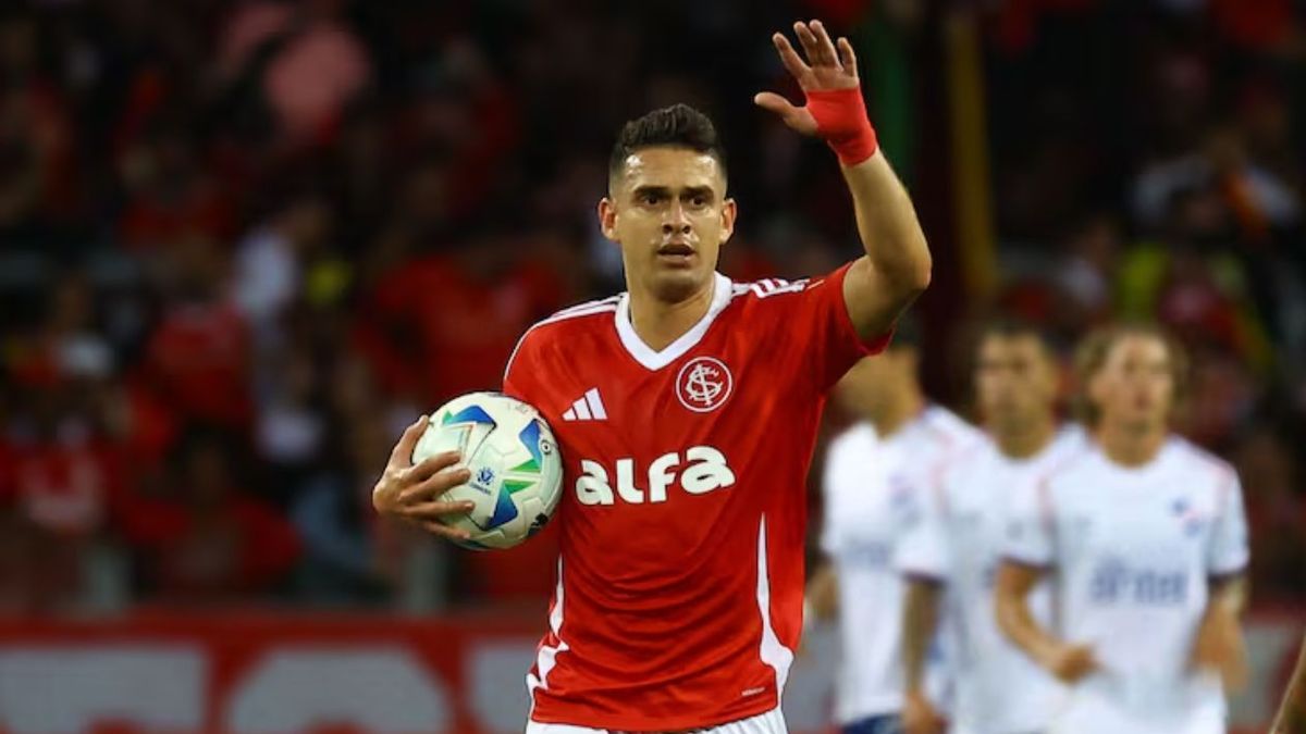 Rafael Santos Borré saldría de Internacional y llegaría a la Liga MX