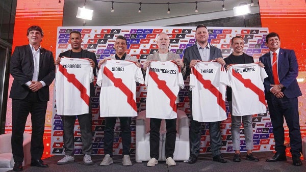 Mano Menezes ya habla como DT de Perú: ¿Paolo Guerrero y recambio generacional?