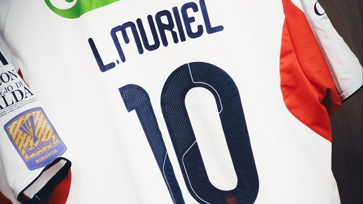 Camisa de Luis Fernando Muriel en el Junior