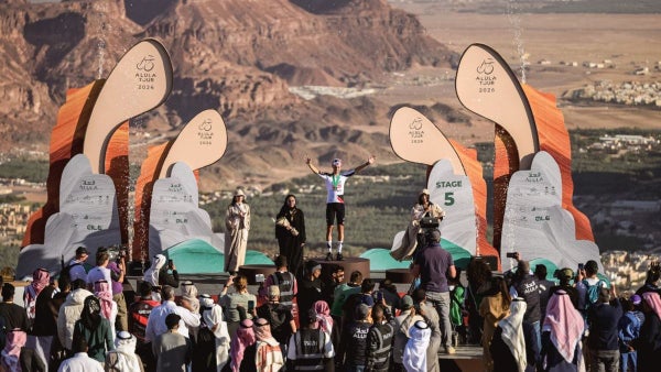 Sergio Higuita, en el podio final del AlUla Tour: así quedó la general