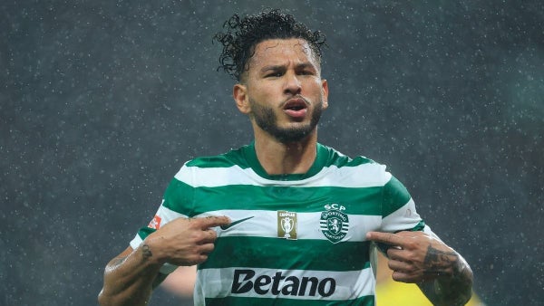 [Video] Luis Javier Suárez y el golazo que da la vuelta al mundo: alucinante