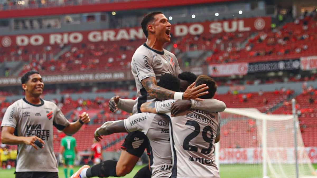 Athletico Paranaense busca jugador colombiano