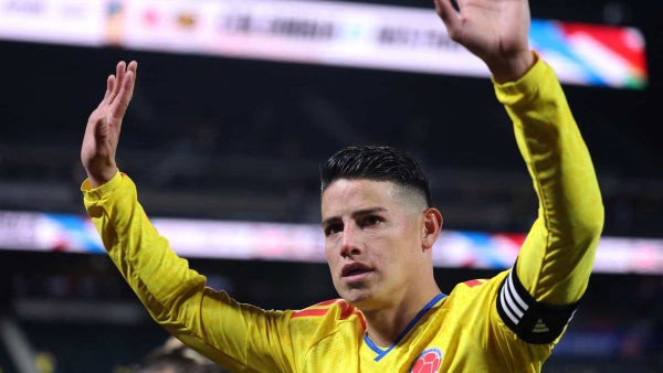 James llegará a equipo que juega finales; duro reto para el colombiano