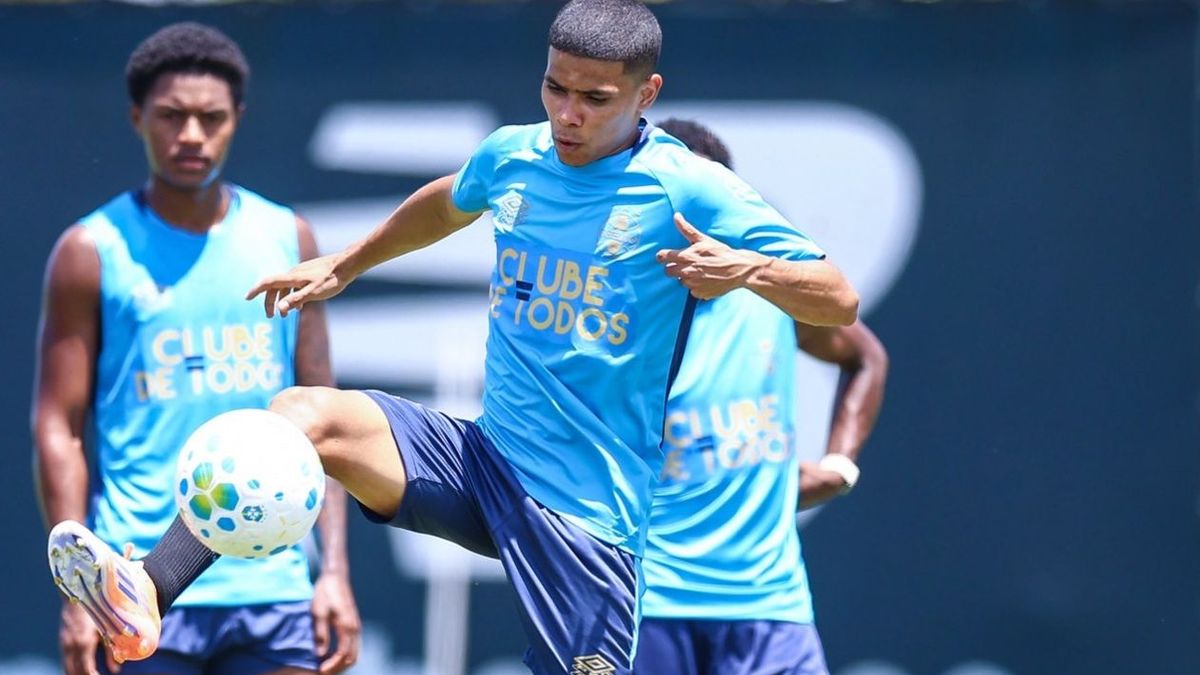 José David Enamorado en Gremio de Porto Alegre