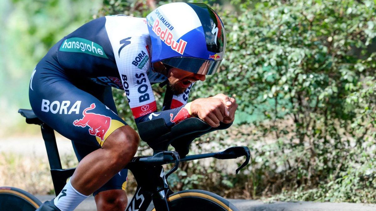 Daniel Felipe Martínez se retiró del Campeonato Nacional de Ciclismo