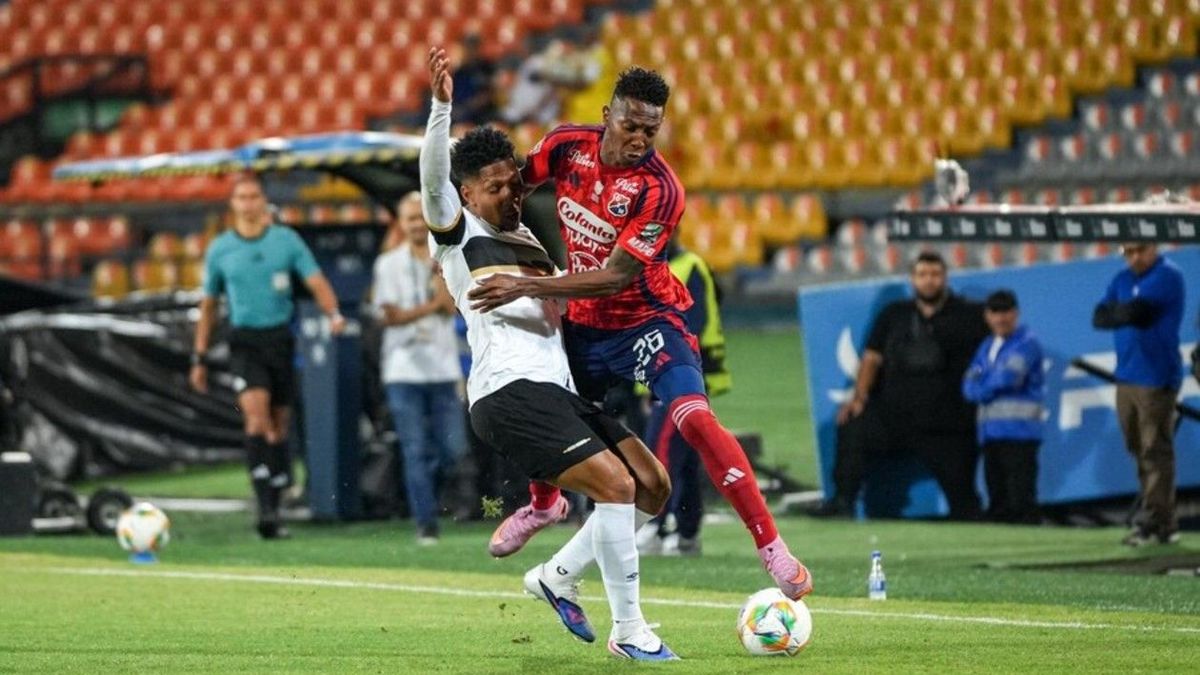 DIM vs. Internacional de Bogotá