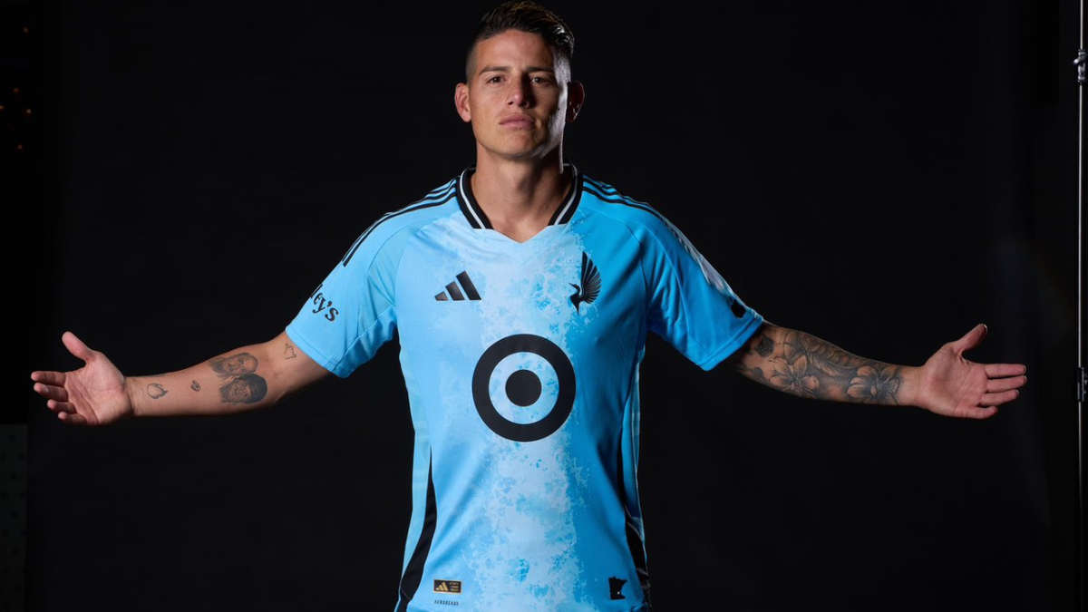 James Rodríguez con la camiseta de Minnesota