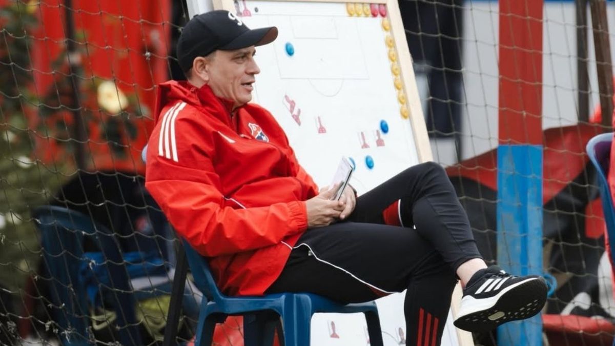 Alejandro Restrepo, DT de Independiente Medellín.