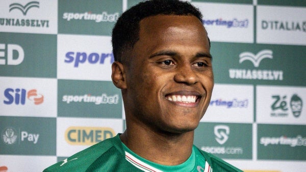 Arias desmintió al DT de Palmeiras: ¿Quién pidió su fichaje?