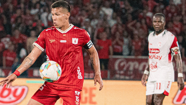 América rompió el invicto de Santa Fe: sufrida victoria para González