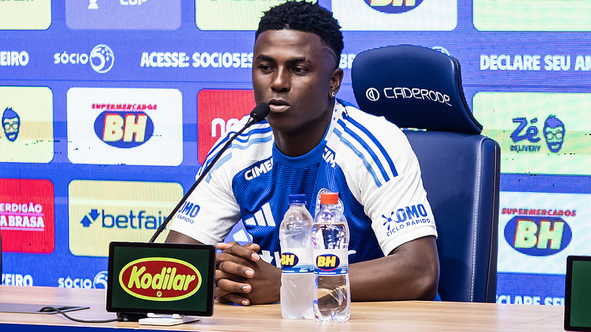 Néiser Villarreal vive mal momento en Cruzeiro