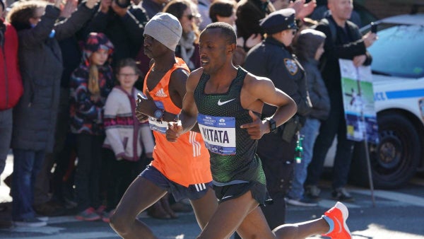 VIDEO - Emocionante final en la maratón de Sevilla: resultados y ganadores