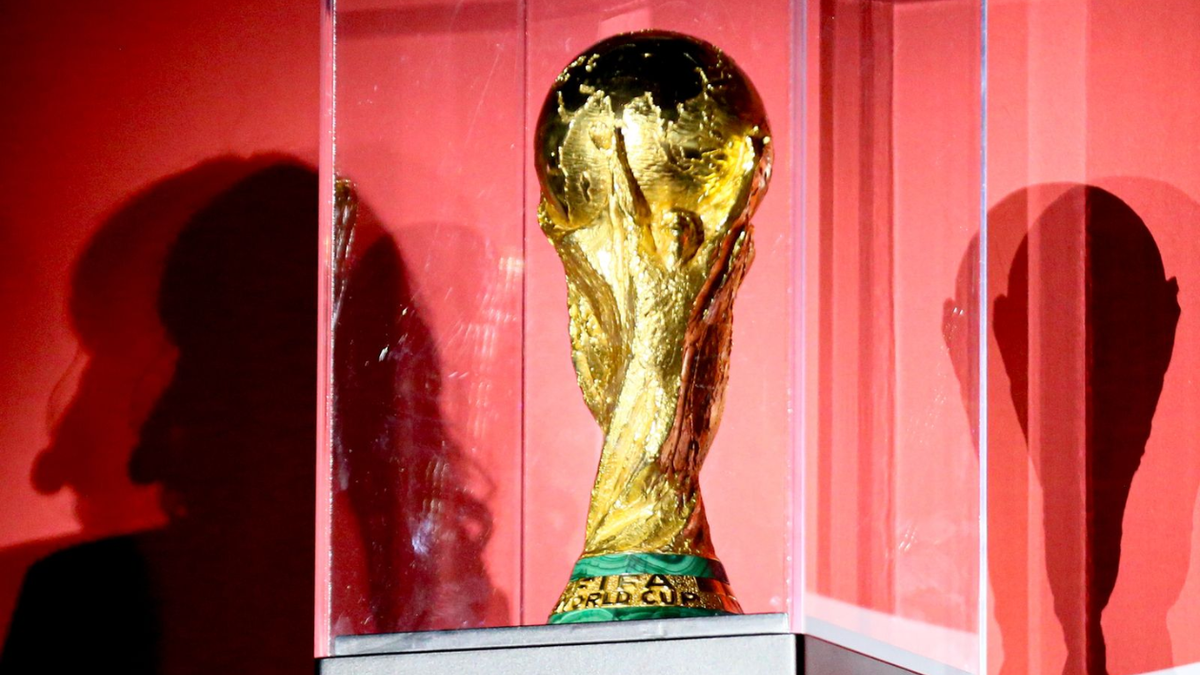 El trofeo del Mundial aterrizó en Colombia