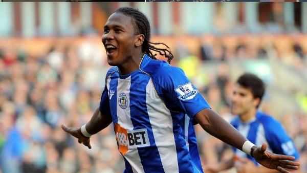 [Video] ¡Piden que vuelva! Hinchas del Wigan aclaman a Hugo Rodallega