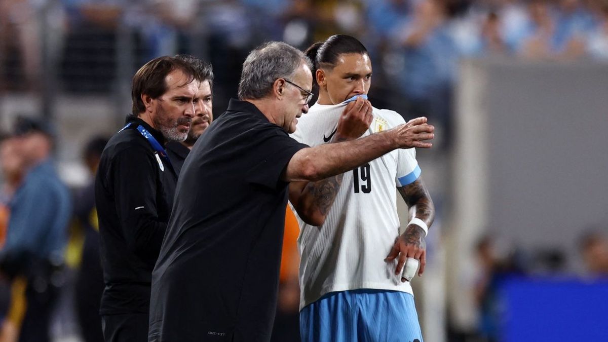 Marcelo Bielsa y Darwin Nuñez