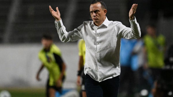 [VIDEO] Alejandro Restrepo repitió pique en Copa Libertadores: insólita expulsión lo deja mal parado