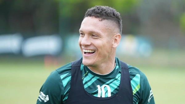 Javier Reina firmó nuevo contrato con tradicional club del FPC