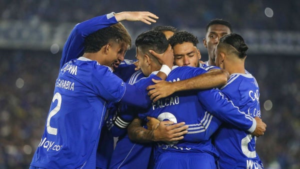 [Fotos] Millonarios presentó oficialmente su camiseta alternativa para 2026