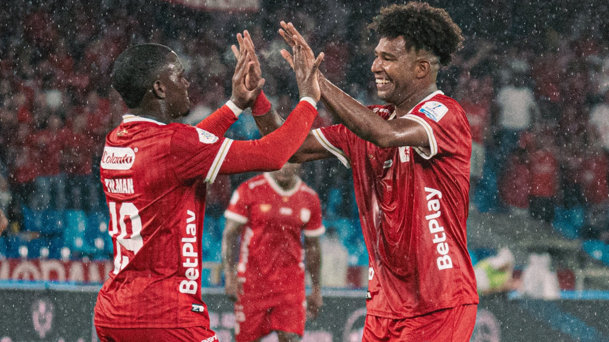 América suma de a tres frente a Jaguares